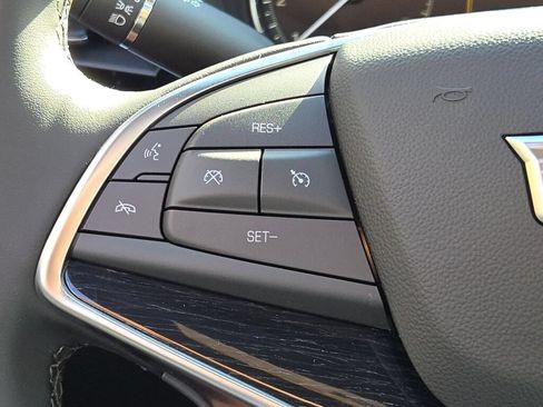 New 2025 Cadillac XT5 Premium Luxury FWD image 30