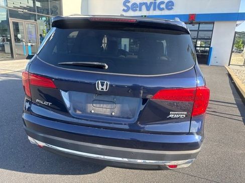 Used 2016 Honda Pilot Touring image 5