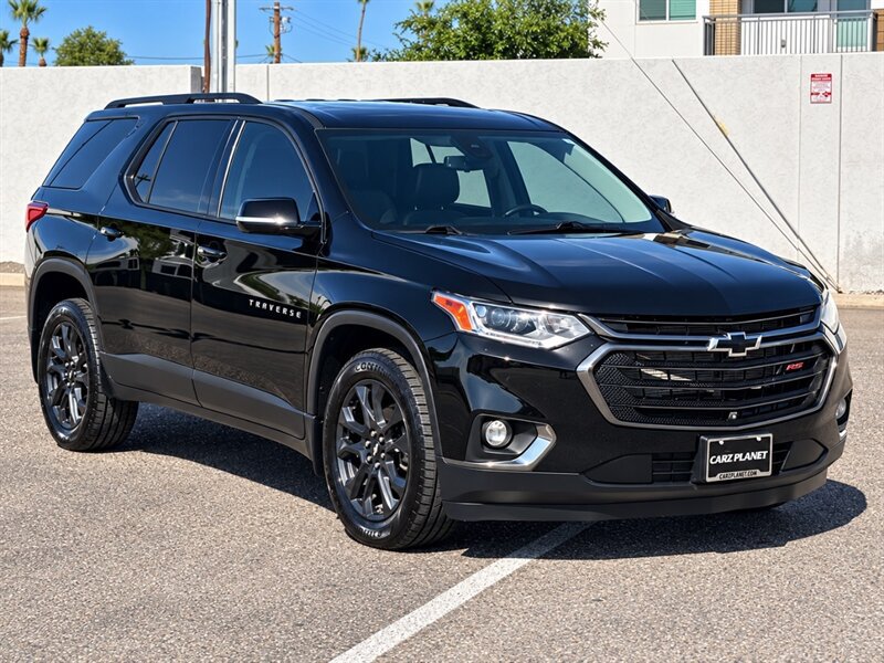 Used 2020 Chevrolet Traverse RS AWD/4WD image 1