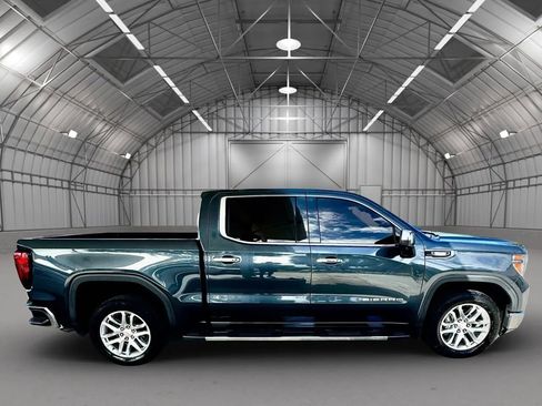 Used 2021 GMC Sierra 1500 SLT w/ SLT Premium Package RWD image 8