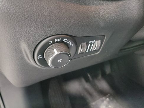 New 2026 Jeep Compass Latitude AWD/4WD image 14