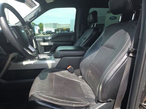Used 2015 Ford F150 Lariat image 9