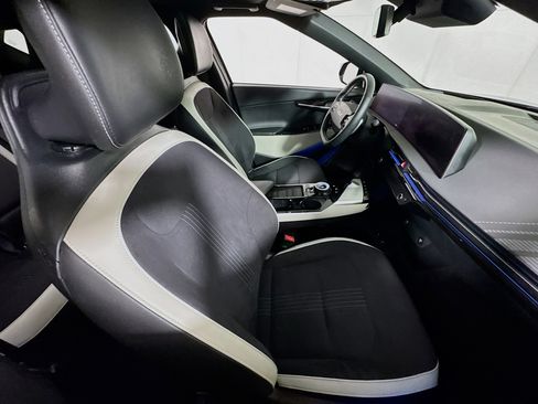 Used 2023 Kia EV6 GT-Line w/ GT-Line Suede Seat Package image 29