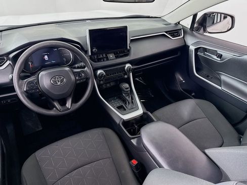 Certified 2025 Toyota RAV4 XLE image 18