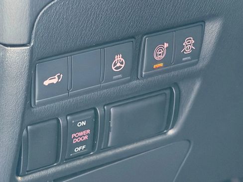 Used 2020 Nissan Armada Platinum w/ Platinum Reserve Package image 48