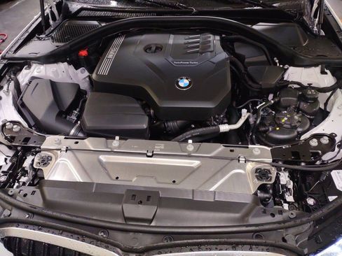 Used 2024 BMW 330i Sedan w/ Premium Package image 25