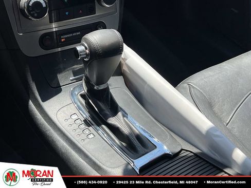 Used 2010 Chevrolet Malibu LTZ FWD image 23