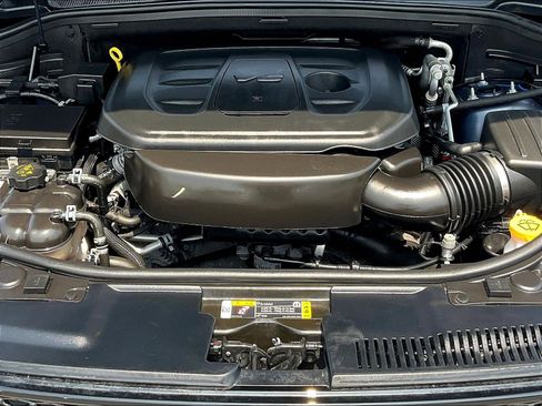 Used 2021 Dodge Durango SXT AWD/4WD image 29
