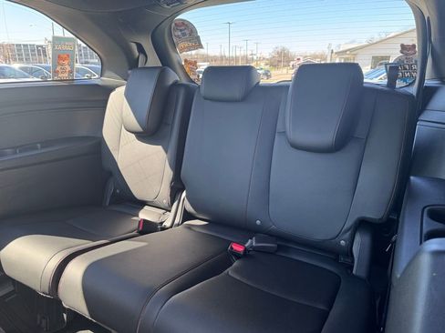 Used 2024 Honda Odyssey Sport image 45