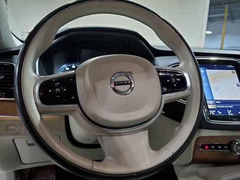 Used 2018 Volvo XC90 T6 Inscription w/ Convenience Package AWD/4WD image 32