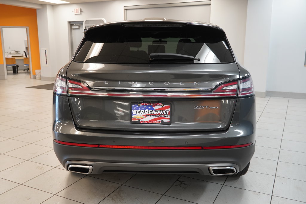 Used 2019 Lincoln Nautilus Reserve AWD/4WD image 9