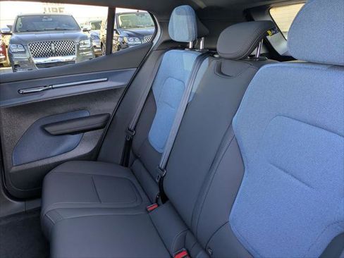 Used 2025 Volvo EX30 Ultra w/ Protection Package Premier image 20