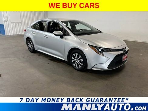 Used 2022 Toyota Corolla LE FWD image 1
