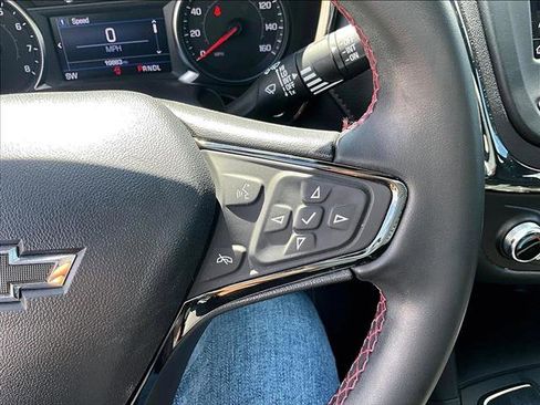 Used 2023 Chevrolet Equinox RS image 20