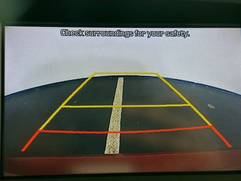 Used 2017 Hyundai Elantra SE image 22