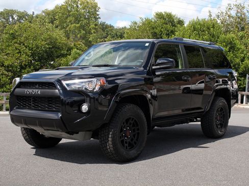 Used 2018 Toyota 4Runner TRD Pro AWD/4WD image 4