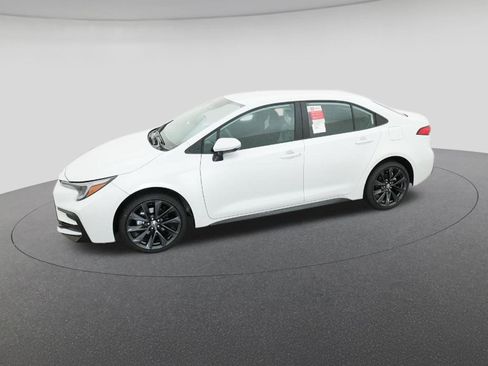 New 2026 Toyota Corolla SE FWD image 2