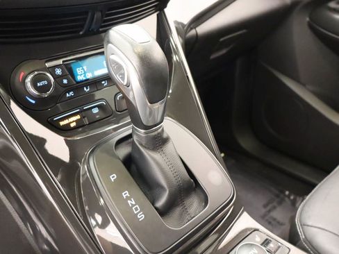 Used 2016 Ford Escape Titanium w/ Equipment Group 301A AWD/4WD image 9