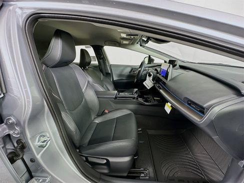 New 2026 Toyota Prius XLE image 27