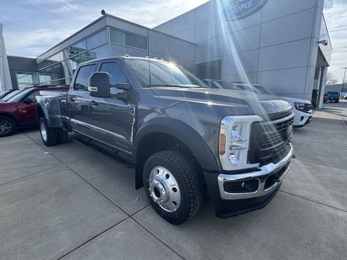 New 2026 Ford F450 XL w/ XL Driver Assist Package image 2