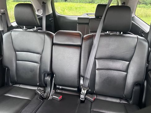 Used 2022 Honda Pilot Touring image 24