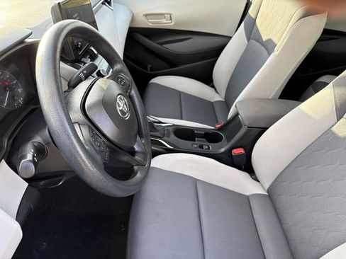Used 2024 Toyota Corolla LE image 18