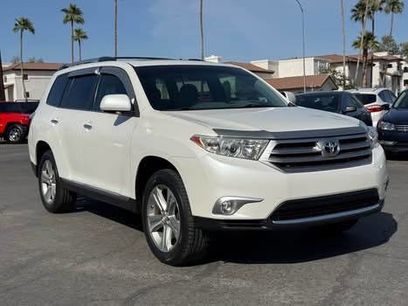 Used 2012 Toyota Highlander Limited w/ Tow Pkg