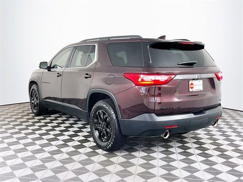 Certified 2021 Chevrolet Traverse LT w/ LPO, Blackout Package image 6