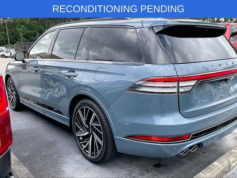 Used 2025 Lincoln Aviator Black Label w/ Jet Appearance Package AWD/4WD image 3