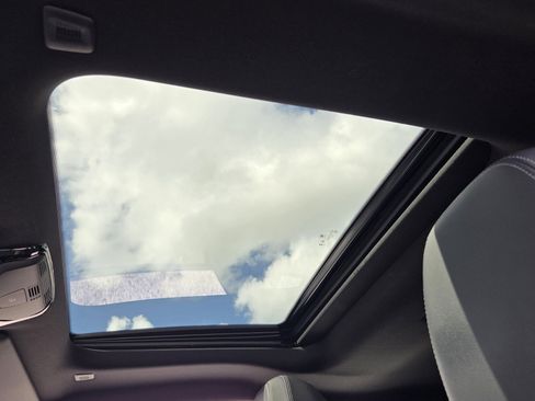 Certified 2025 BMW 230i 230i image 19