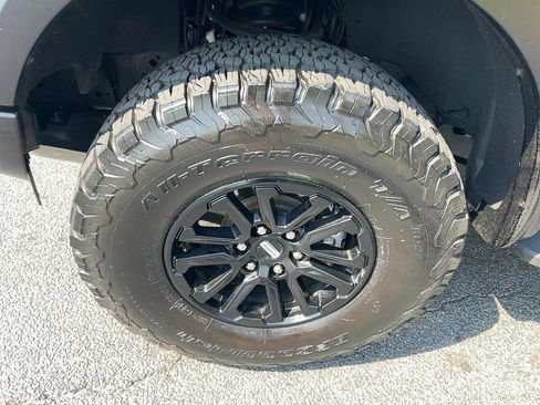 Used 2024 Ford F150 Raptor AWD/4WD image 9