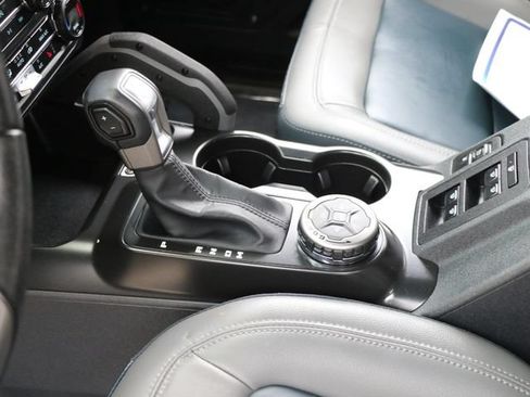 Used 2024 Ford Bronco Outer Banks AWD/4WD image 30