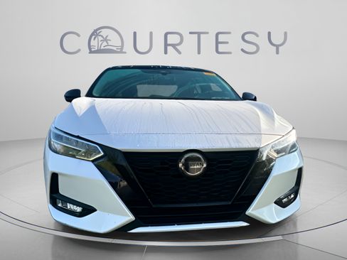 Certified 2022 Nissan Sentra SR w/ Midnight Edition FWD image 11