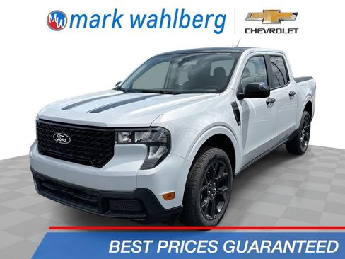 Used 2025 Ford Maverick XLT w/ Black Appearance Package AWD/4WD image 1