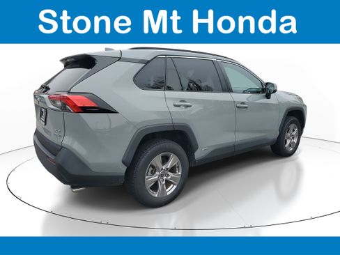Used 2022 Toyota RAV4 XLE image 6