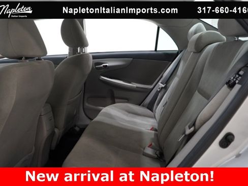 Used 2013 Toyota Corolla LE image 30