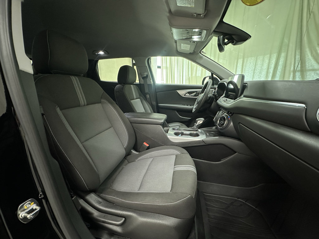 Used 2024 Chevrolet Blazer LT w/ Redline Edition FWD image 16