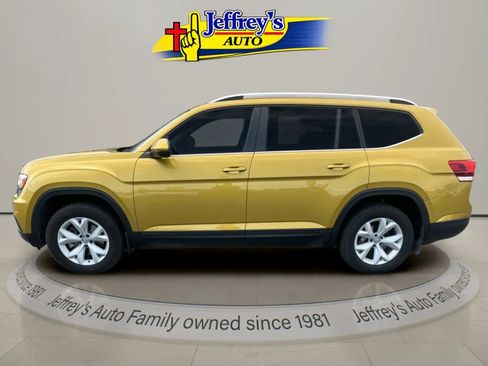Used 2018 Volkswagen Atlas SE AWD/4WD image 2