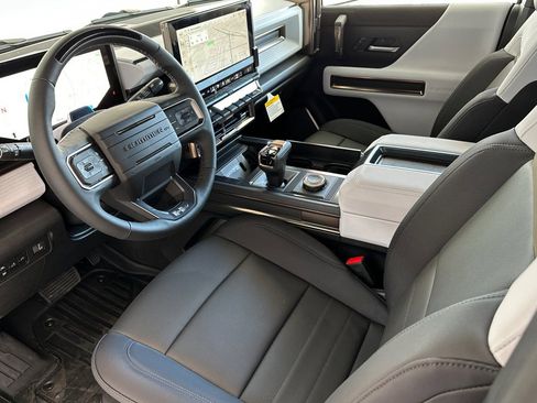 New 2025 GMC Hummer EV 3X image 11