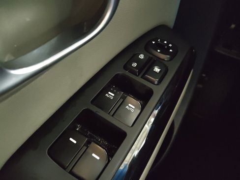 Used 2016 Kia Soul + w/ Primo Package image 27