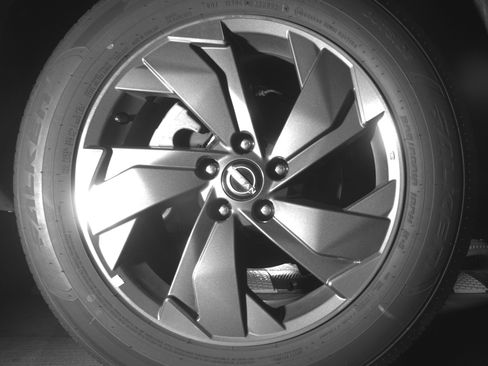 Used 2025 Nissan Rogue SV FWD image 15
