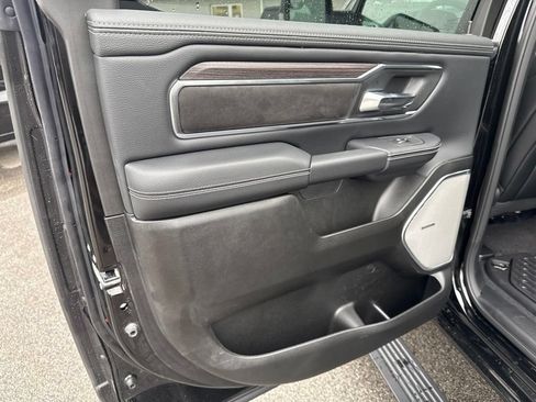 New 2027 RAM 1500 Laramie w/ Night Edition AWD/4WD image 24