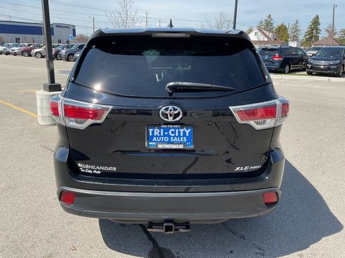 Used 2016 Toyota Highlander XLE image 6