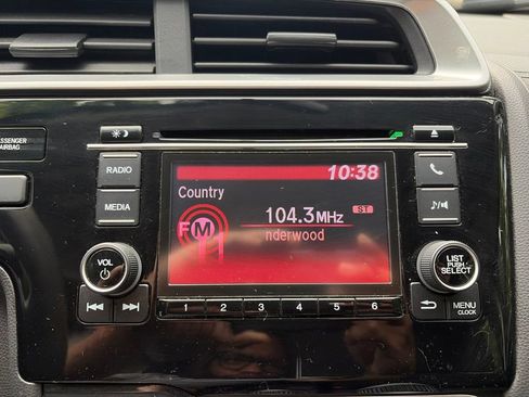 Used 2018 Honda Fit LX image 12