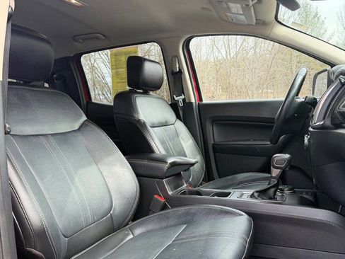 Used 2020 Ford Ranger Lariat w/ Equipment Group 501A Mid image 13