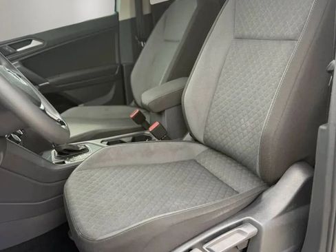 Used 2020 Volkswagen Tiguan S FWD image 15
