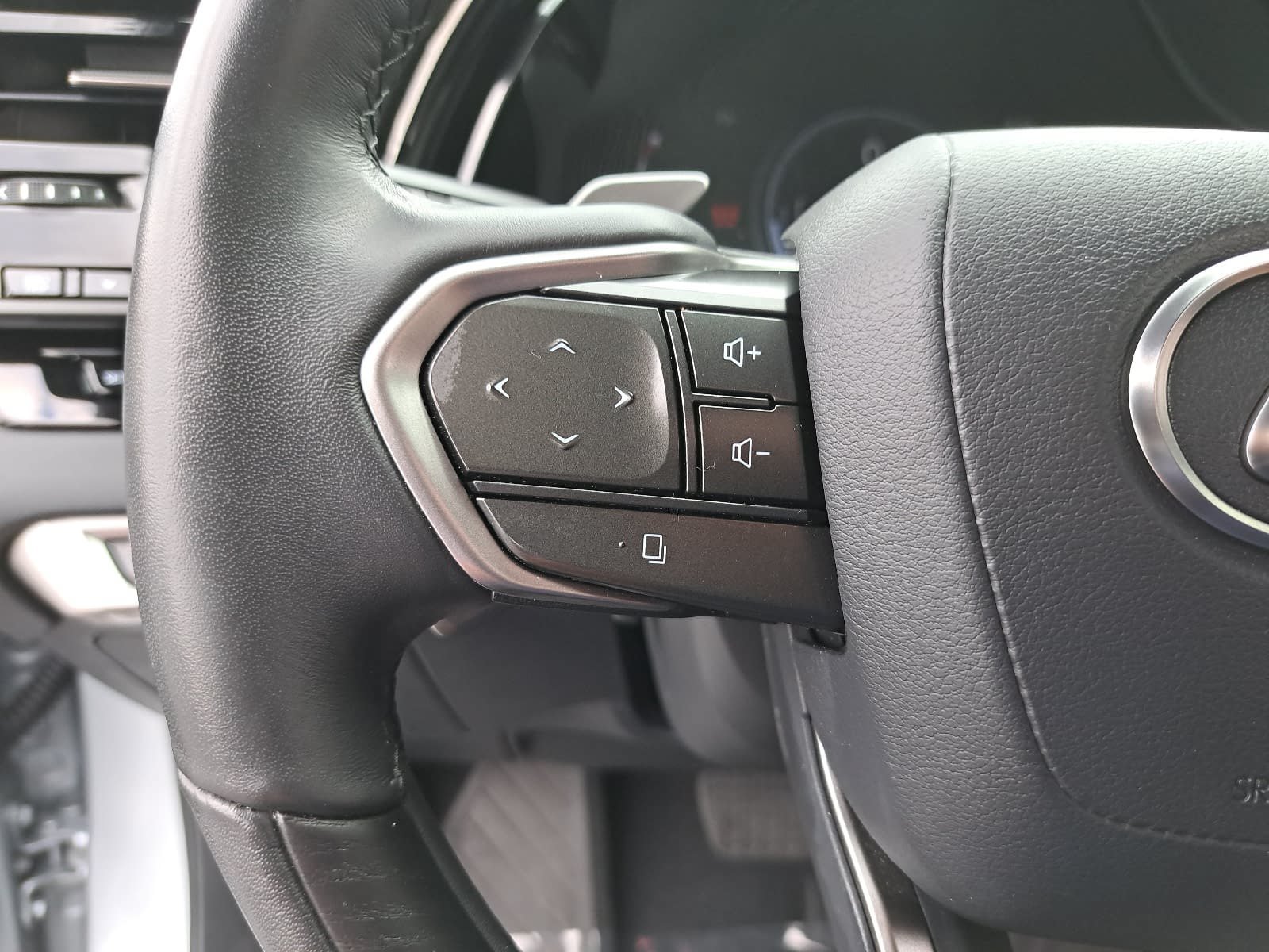 Used 2024 Lexus RX 350 Premium Plus w/ Convenience Package FWD image 19