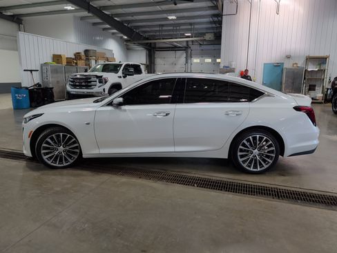 Used 2021 Cadillac CT5 Premium Luxury image 5