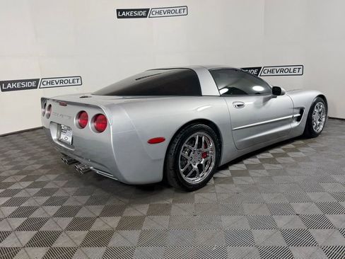 Used 1997 Chevrolet Corvette Coupe w/ Roof Pkg RWD image 7