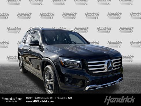 New 2026 Mercedes-Benz GLB 250 4MATIC image 1